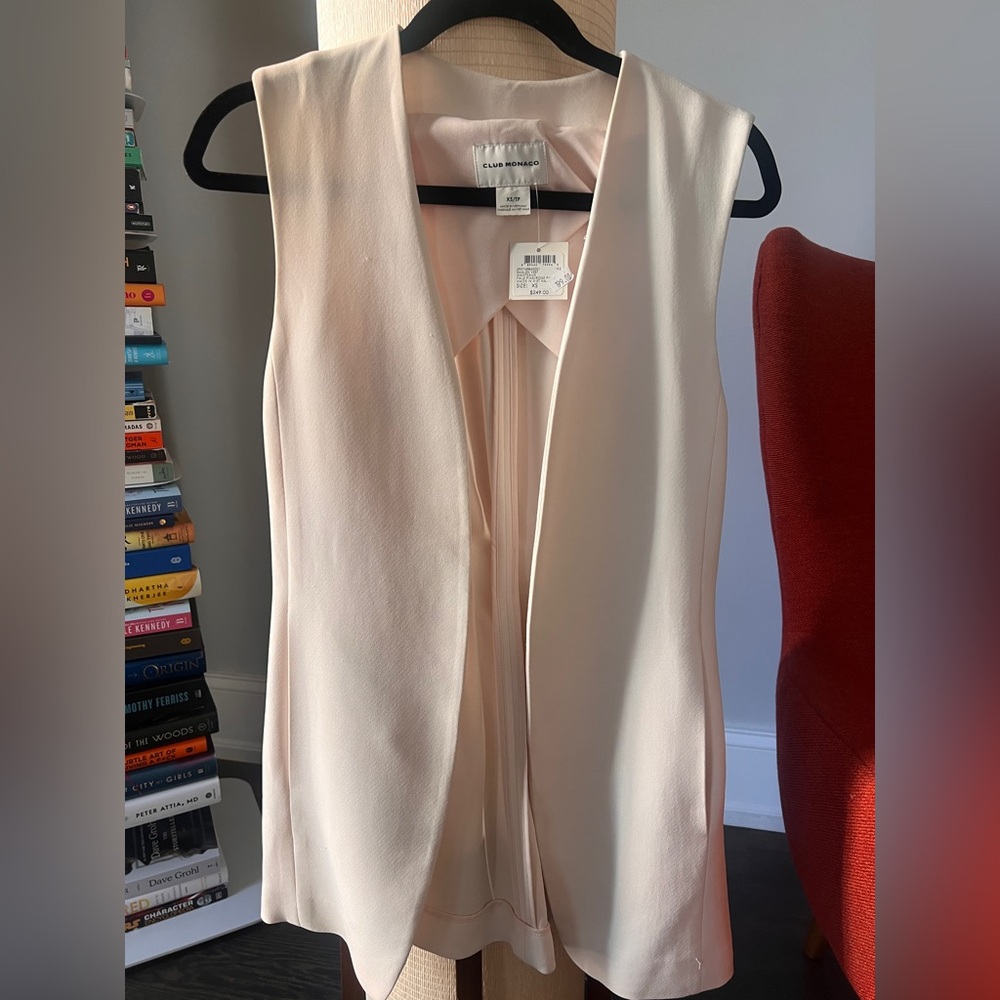 Club Monaco Ivory Sleeveless Top